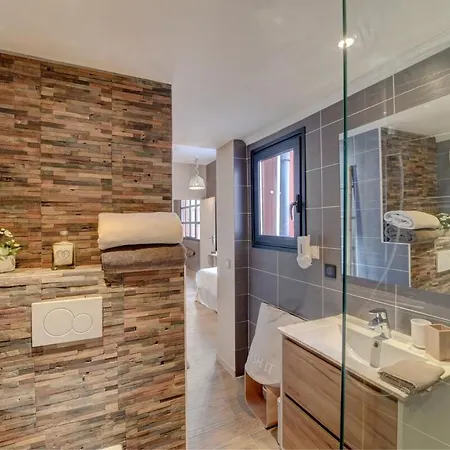Loft Design, Forville, Centre De Канны